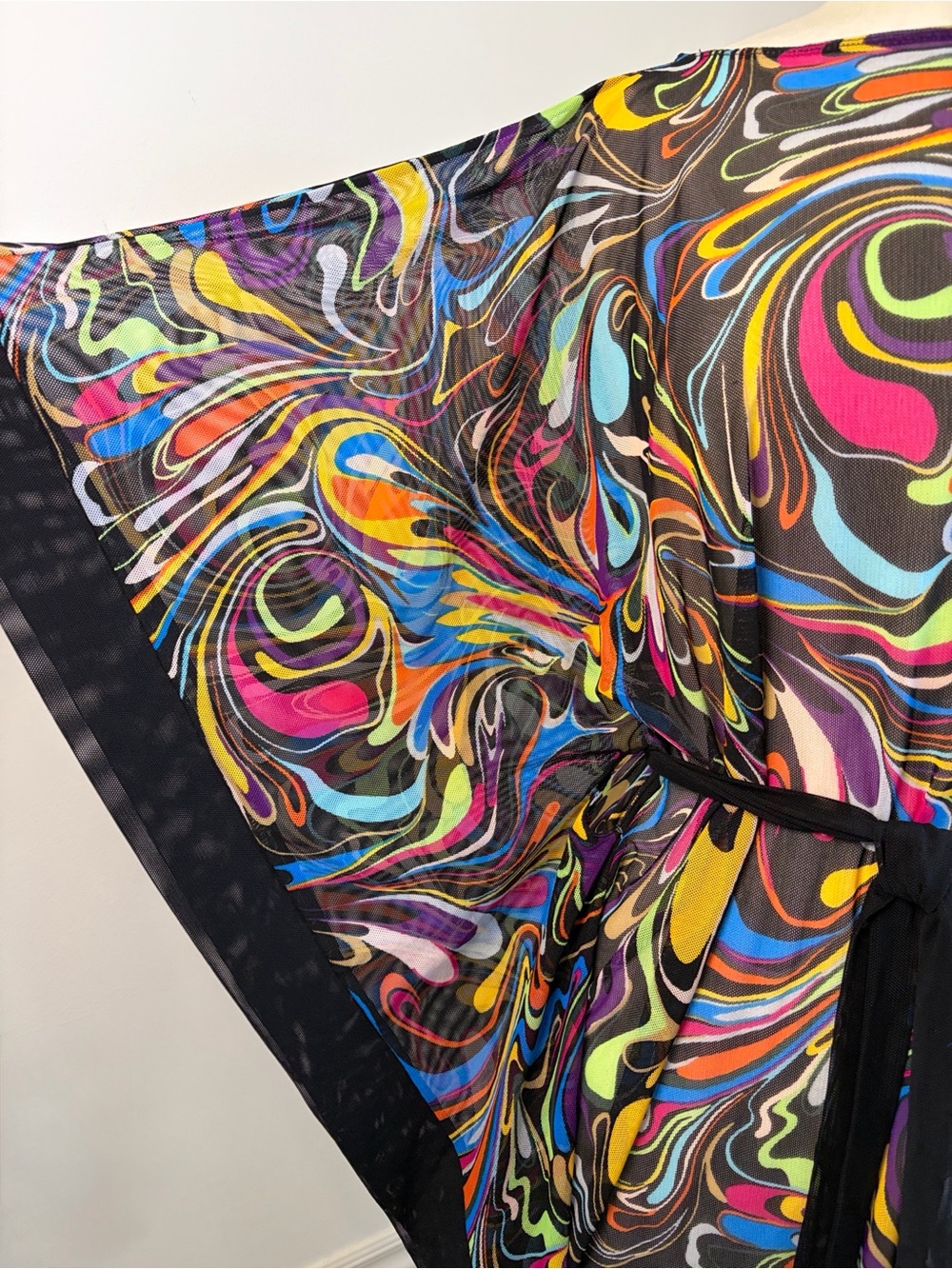 Multicolor Swirl Print Women’s Tunic with Belt - Picture 13 of 14